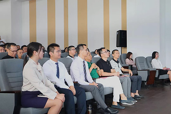 启动会2.jpg 启动会2.jpg